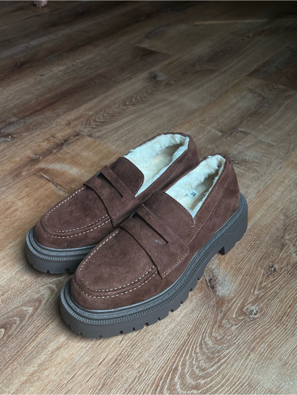 American Eagle Outfitters Chunky Brown Suede Loafers with Shearling Trim